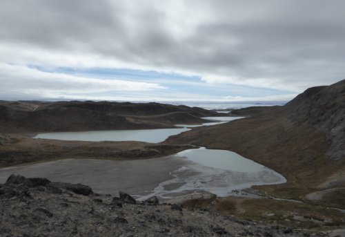 The connected string of lakes from the ice sheet